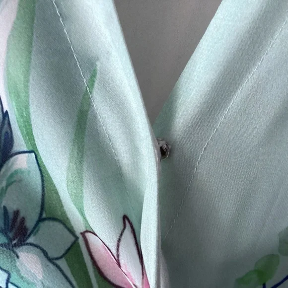 Yumi Kim Wrap Maxi Dress Woman’s Size Medium Mint Green Floral Print - Picture 6 of 12